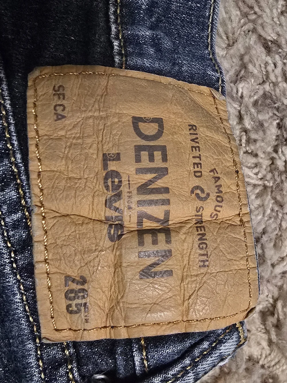Denizen from Levi's Men's Dark Blue Straight Jeans